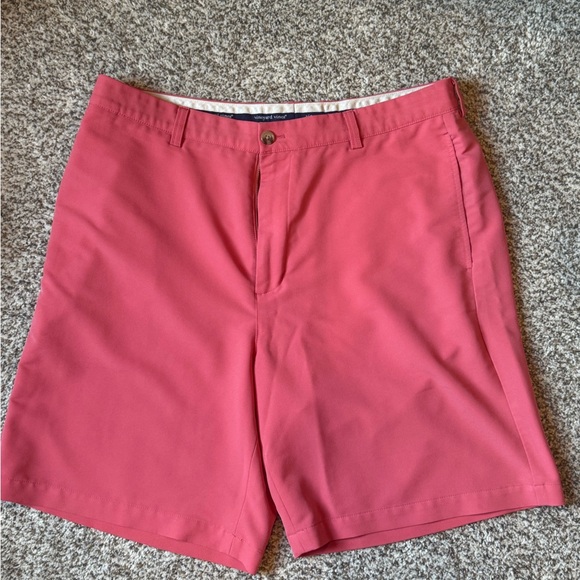 Vineyard Vines Links Shorts in Coral - Picture 1 of 5